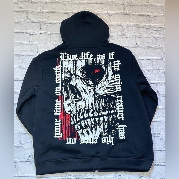 NWT RGSTR Graphic Skull Full Zip Hoodie in Black - Picture 5 of 6